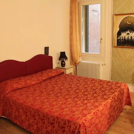 Sant'angelo - Fenice In Lägenhet Venedig