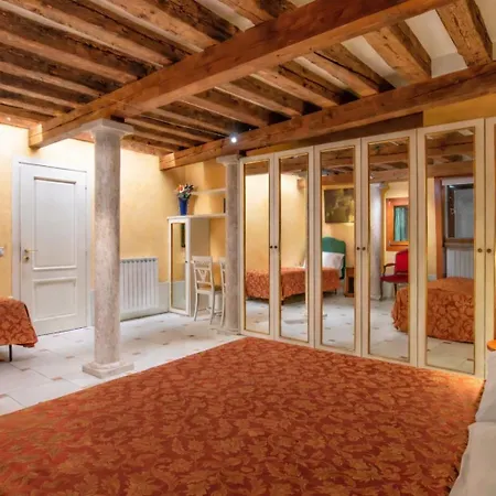 Sant'angelo - Fenice In アパート