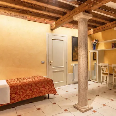 Sant'angelo - Fenice In Apartamento Veneza