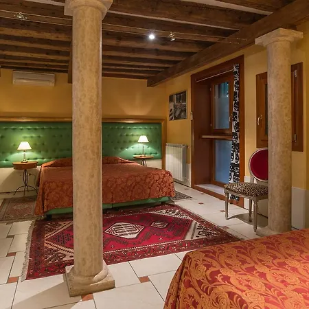 Sant'angelo - Fenice In Apartment Venice
