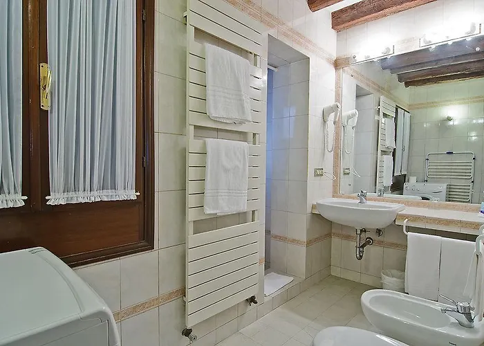 Sant'angelo - Fenice In アパート